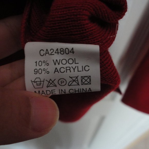 Unique International Women Red cardigan sweater - Picture 5 of 8